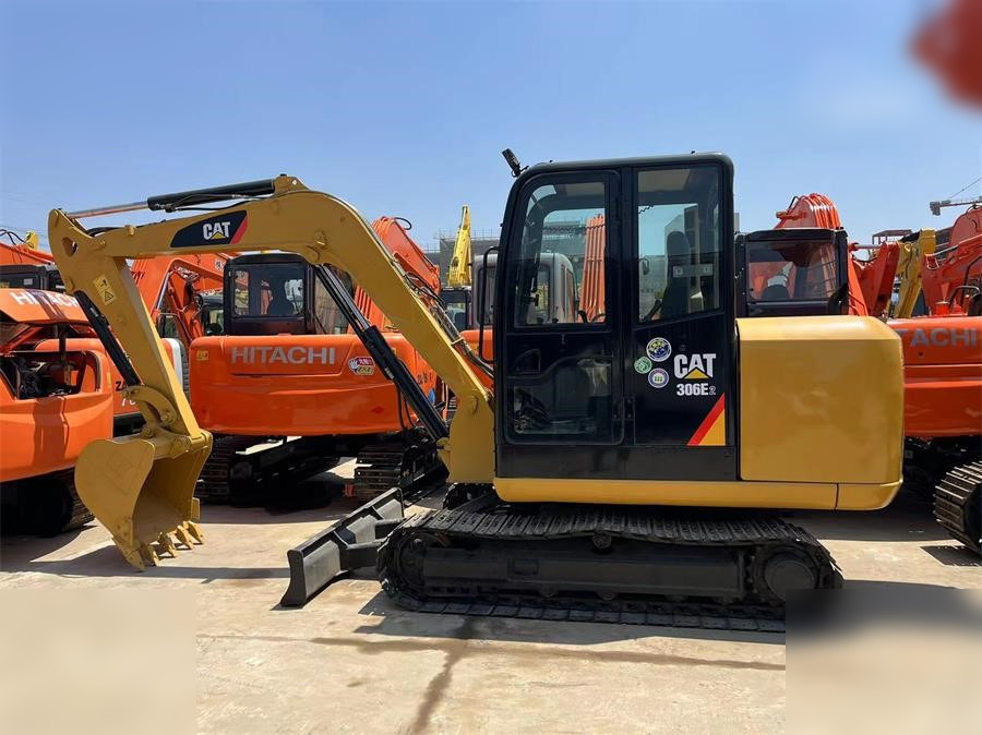 CATERPILLAR 306E - Гусеничный экскаватор: фото 1 CATERPILLAR 306E - Гусеничный экскаватор: фото 1
