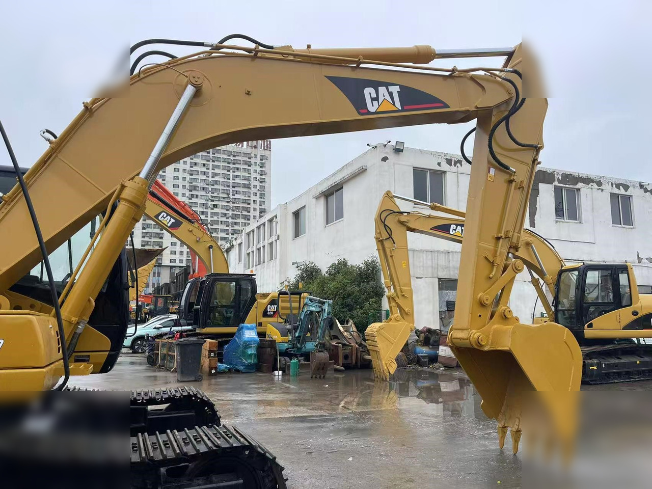 CATERPILLAR 320CL - Гусеничный экскаватор: фото 4 CATERPILLAR 320CL - Гусеничный экскаватор: фото 4