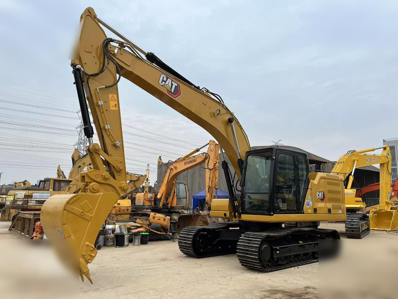 CATERPILLAR 320GC - Гусеничный экскаватор: фото 1 CATERPILLAR 320GC - Гусеничный экскаватор: фото 1