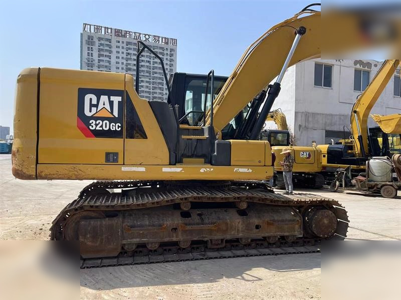 CATERPILLAR 320GC - Гусеничный экскаватор: фото 3 CATERPILLAR 320GC - Гусеничный экскаватор: фото 3