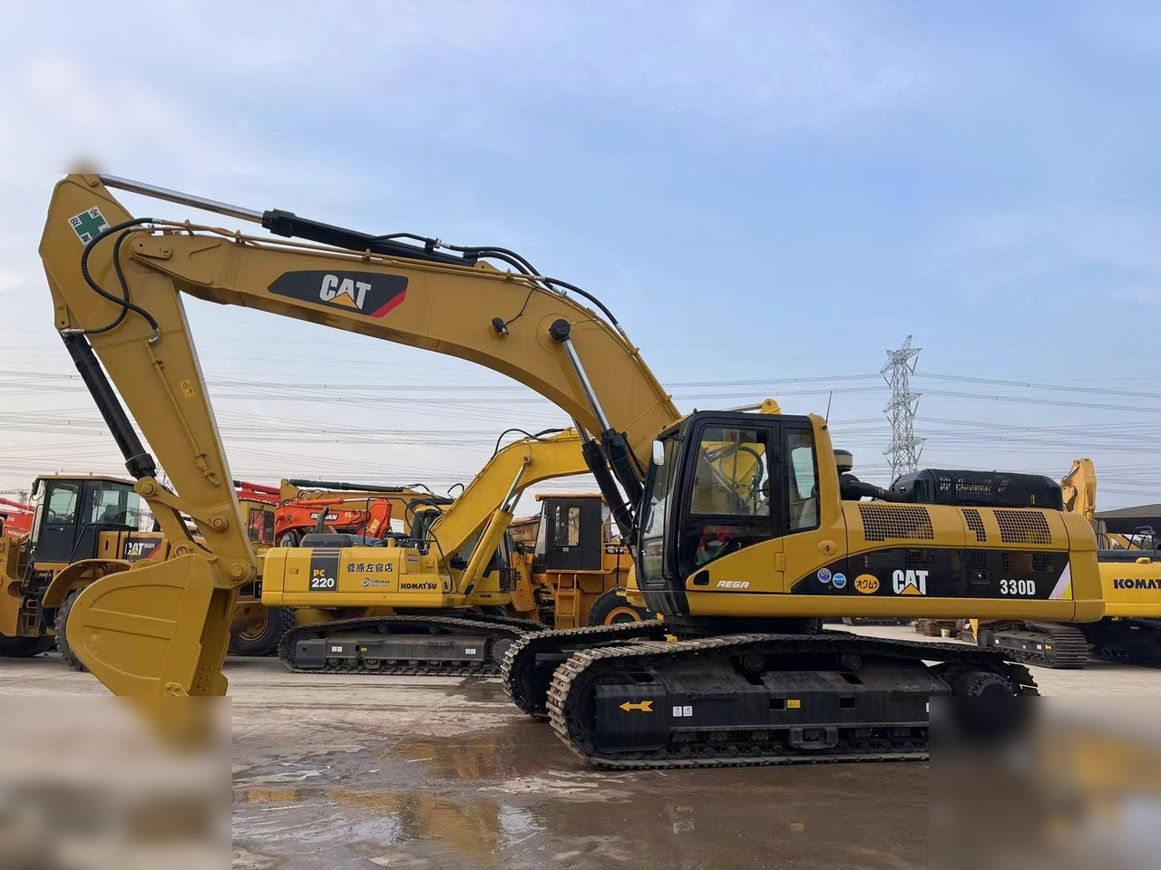 CATERPILLAR 330D - Гусеничный экскаватор: фото 2 CATERPILLAR 330D - Гусеничный экскаватор: фото 2