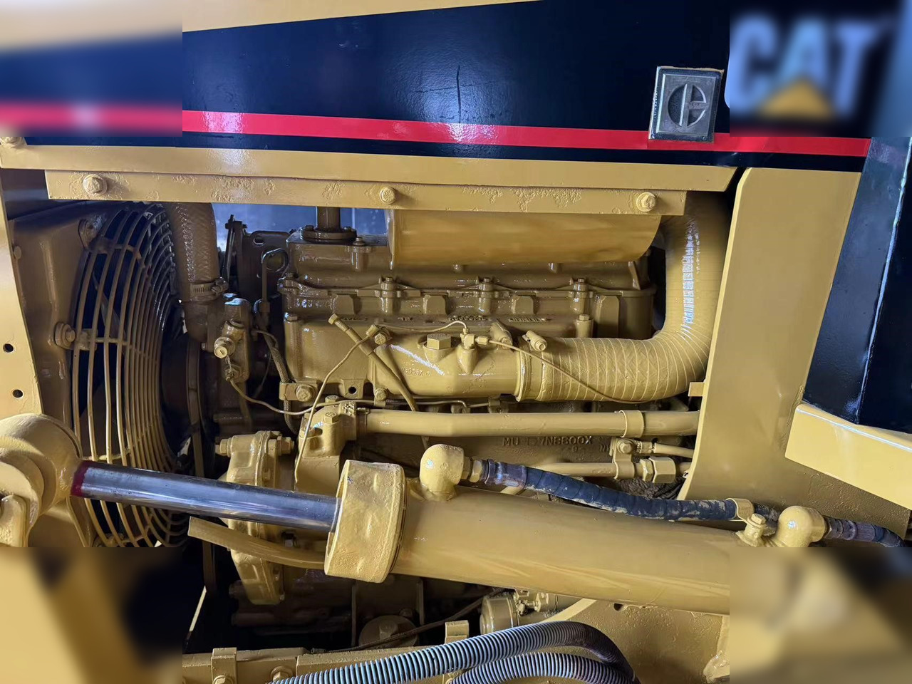 CATERPILLAR D4C - Бульдозер: фото 4 CATERPILLAR D4C - Бульдозер: фото 4