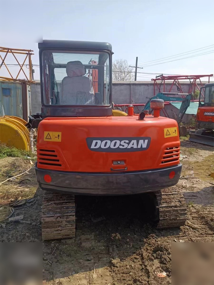 DOOSAN DH55 - Мини-экскаватор: фото 3 DOOSAN DH55 - Мини-экскаватор: фото 3