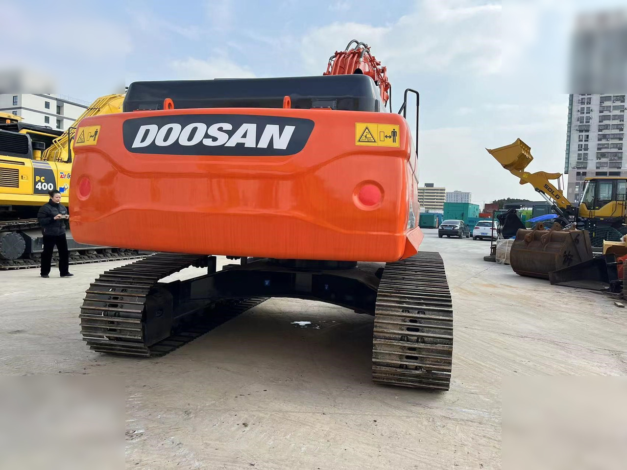 DOOSAN DX300 LC-9C - Гусеничный экскаватор: фото 4 DOOSAN DX300 LC-9C - Гусеничный экскаватор: фото 4