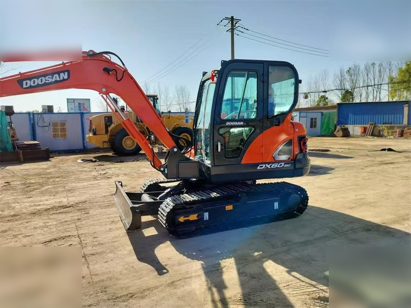 DOOSAN DX60-9C - Гусеничный экскаватор: фото 5 DOOSAN DX60-9C - Гусеничный экскаватор: фото 5