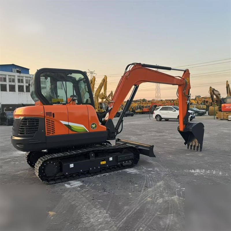 DOOSAN DX60E-10N - Гусеничный экскаватор: фото 4 DOOSAN DX60E-10N - Гусеничный экскаватор: фото 4
