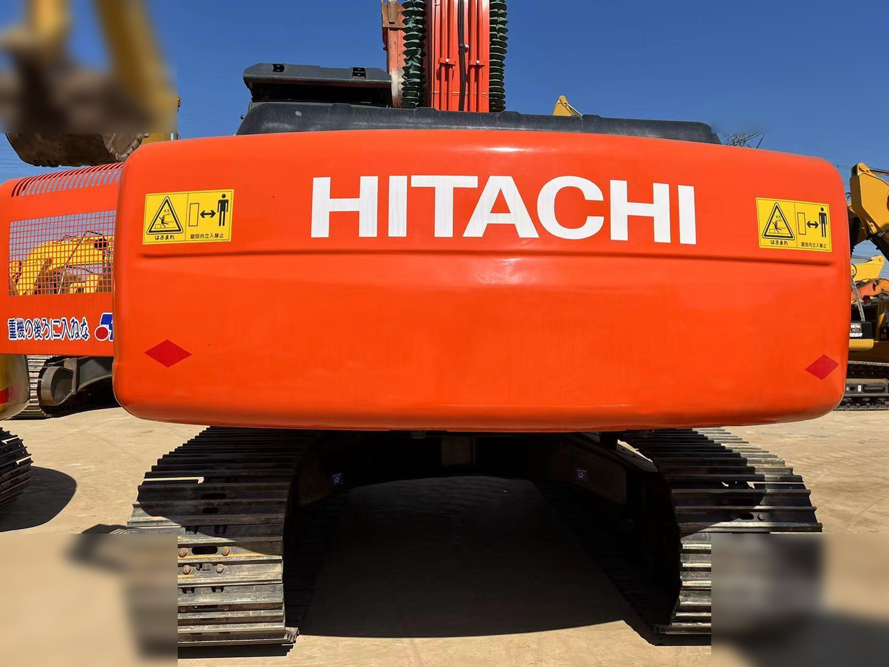 HITACHI ZX200 - Гусеничный экскаватор: фото 2 HITACHI ZX200 - Гусеничный экскаватор: фото 2