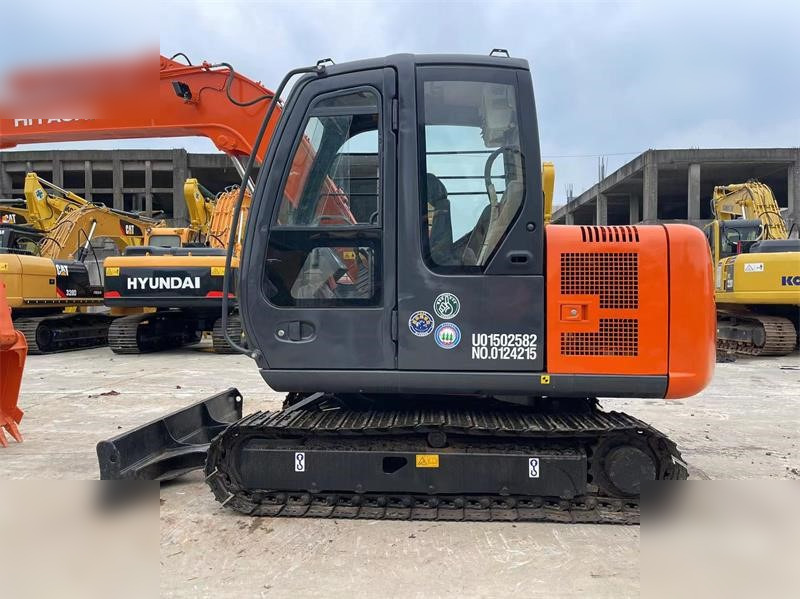 HITACHI ZX60 - Гусеничный экскаватор: фото 4 HITACHI ZX60 - Гусеничный экскаватор: фото 4