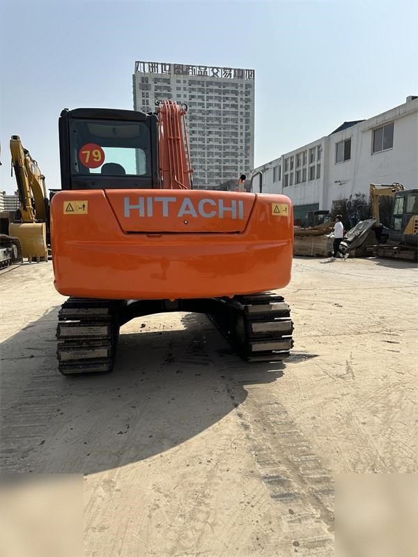 HITACHI ZX70 - Гусеничный экскаватор: фото 3 HITACHI ZX70 - Гусеничный экскаватор: фото 3