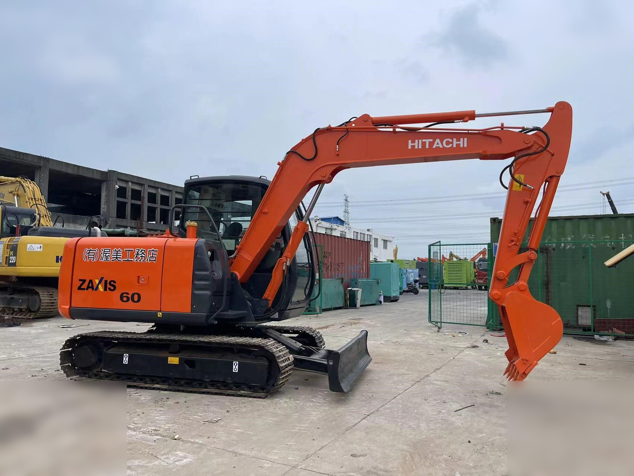 HITACHI ZX70 - Гусеничный экскаватор: фото 1 HITACHI ZX70 - Гусеничный экскаватор: фото 1