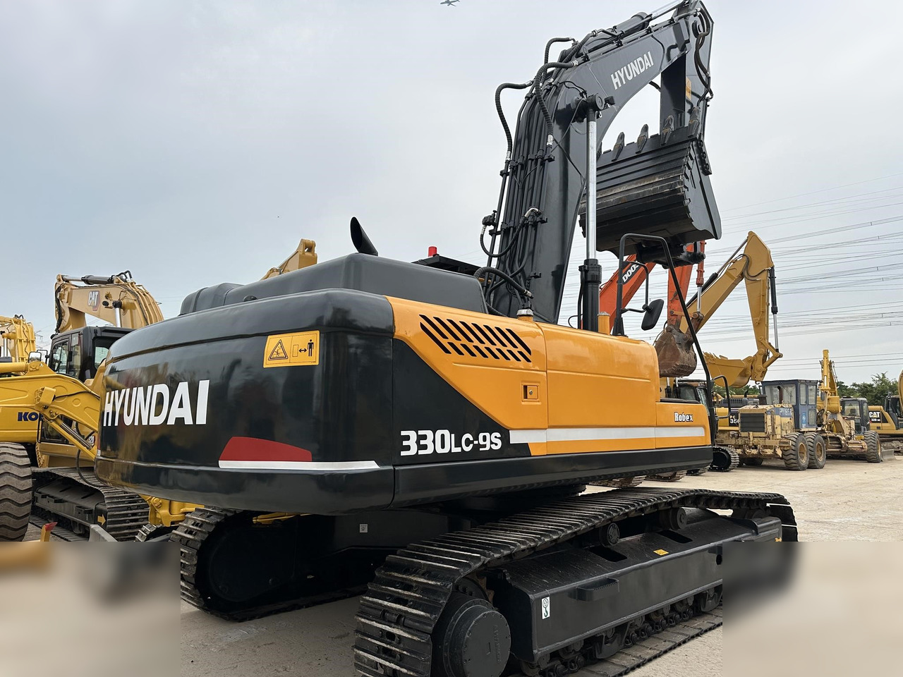 HYUNDAI ROBEX 330 LC-9S - Гусеничный экскаватор: фото 2 HYUNDAI ROBEX 330 LC-9S - Гусеничный экскаватор: фото 2