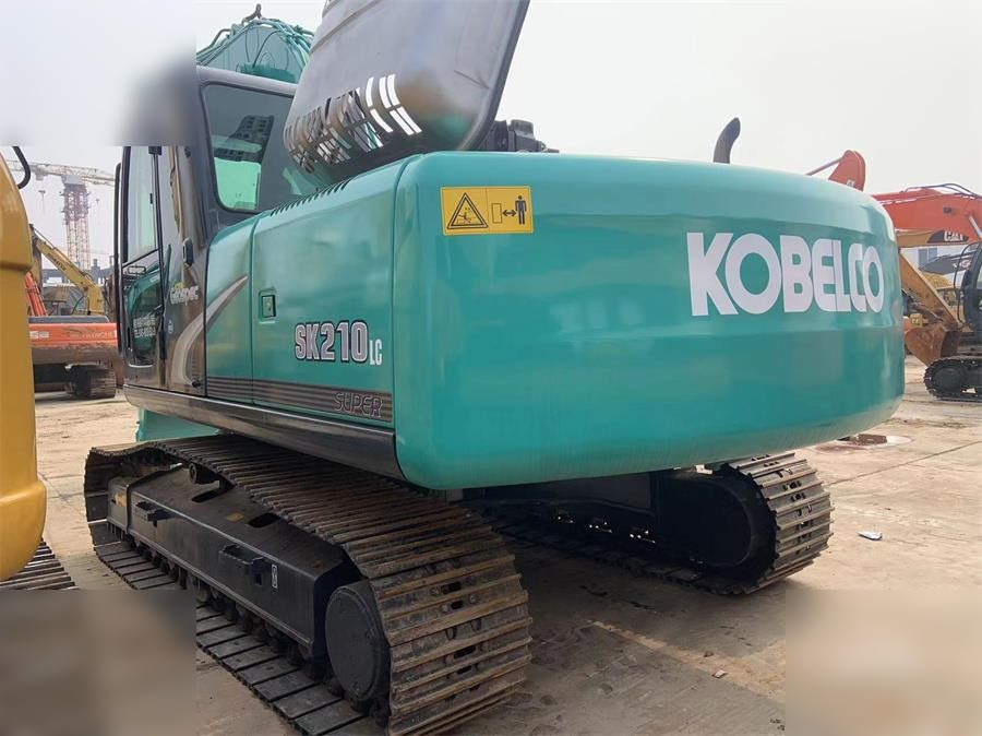 KOBELCO SK210 LC-8 - Гусеничный экскаватор: фото 5 KOBELCO SK210 LC-8 - Гусеничный экскаватор: фото 5