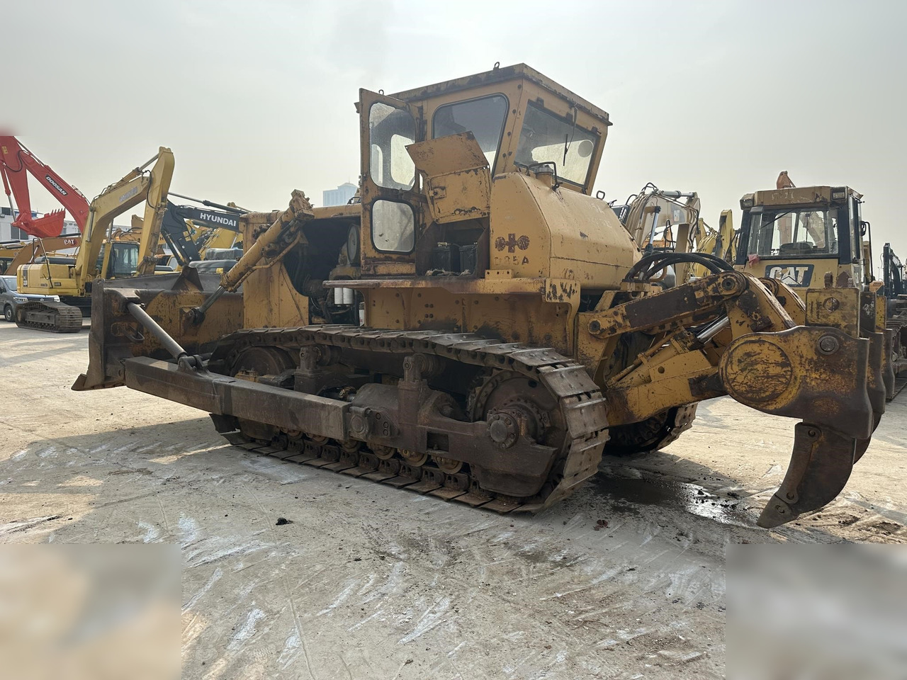 KOMATSU D85-18 - Бульдозер: фото 1 KOMATSU D85-18 - Бульдозер: фото 1