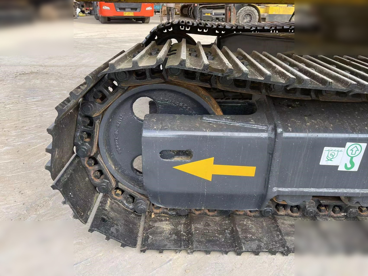 KOMATSU PC130-7 - Гусеничный экскаватор: фото 5 KOMATSU PC130-7 - Гусеничный экскаватор: фото 5