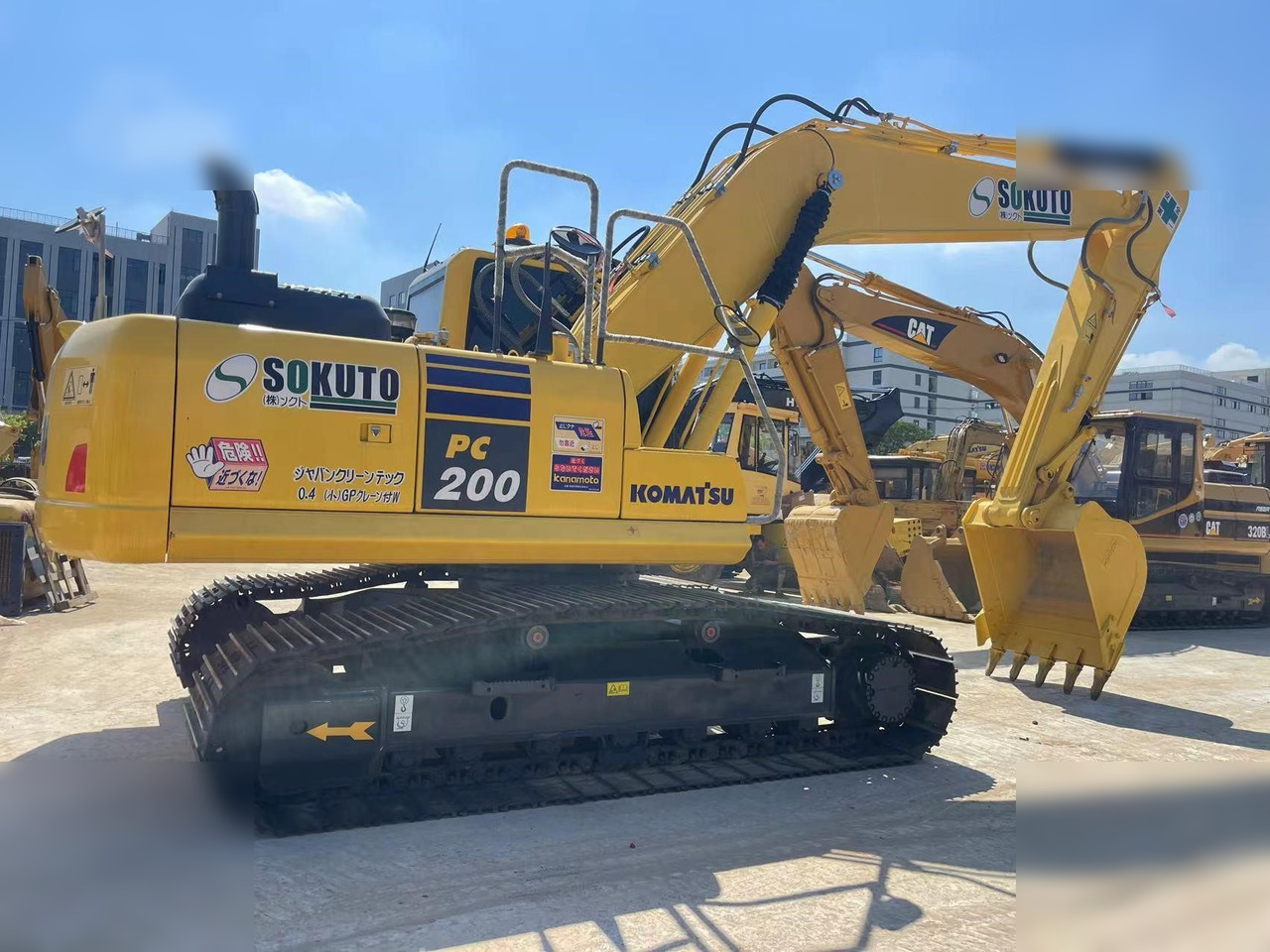KOMATSU PC200-8N1 - Гусеничный экскаватор: фото 4 KOMATSU PC200-8N1 - Гусеничный экскаватор: фото 4