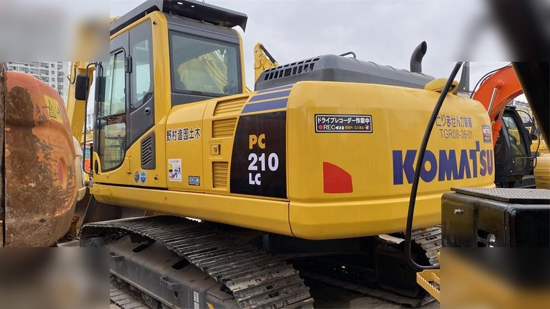 KOMATSU PC210 LC-8 - Гусеничный экскаватор: фото 4 KOMATSU PC210 LC-8 - Гусеничный экскаватор: фото 4