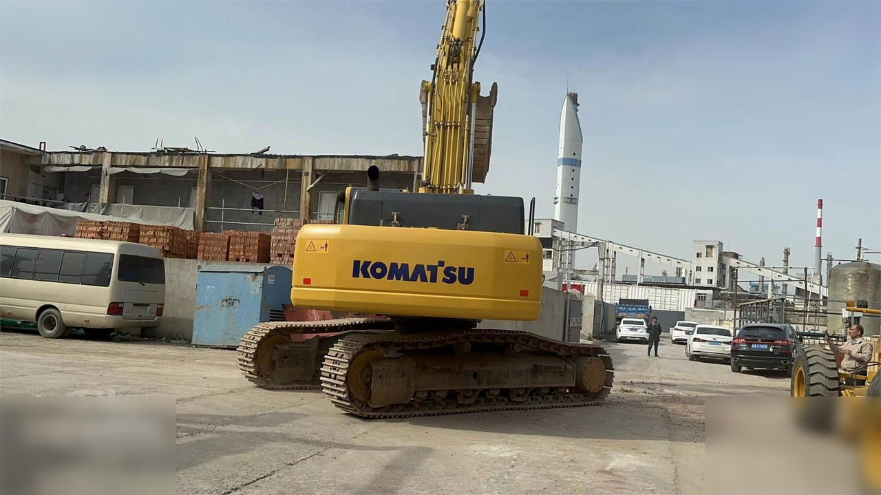KOMATSU PC400-8 - Гусеничный экскаватор: фото 5 KOMATSU PC400-8 - Гусеничный экскаватор: фото 5