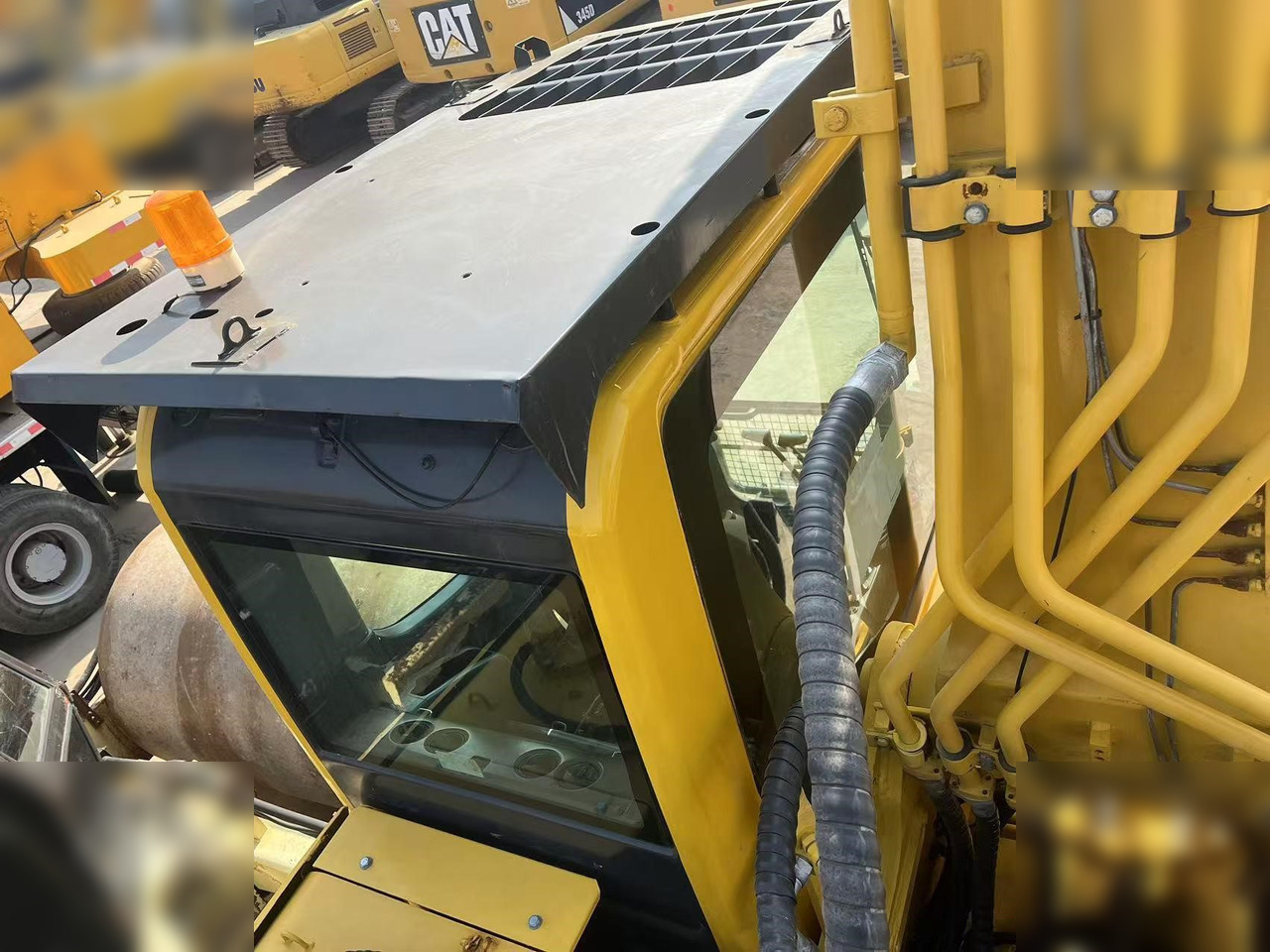 KOMATSU PC400-8R - Гусеничный экскаватор: фото 5 KOMATSU PC400-8R - Гусеничный экскаватор: фото 5