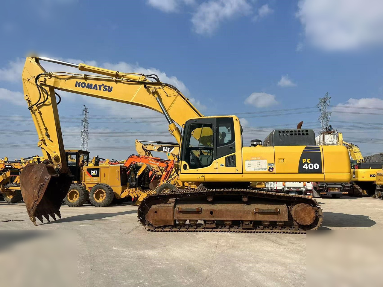 KOMATSU PC400-8R - Гусеничный экскаватор: фото 1 KOMATSU PC400-8R - Гусеничный экскаватор: фото 1