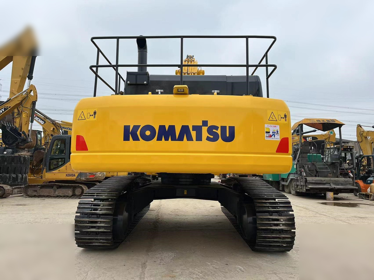 KOMATSU PC450-8 - Гусеничный экскаватор: фото 3 KOMATSU PC450-8 - Гусеничный экскаватор: фото 3