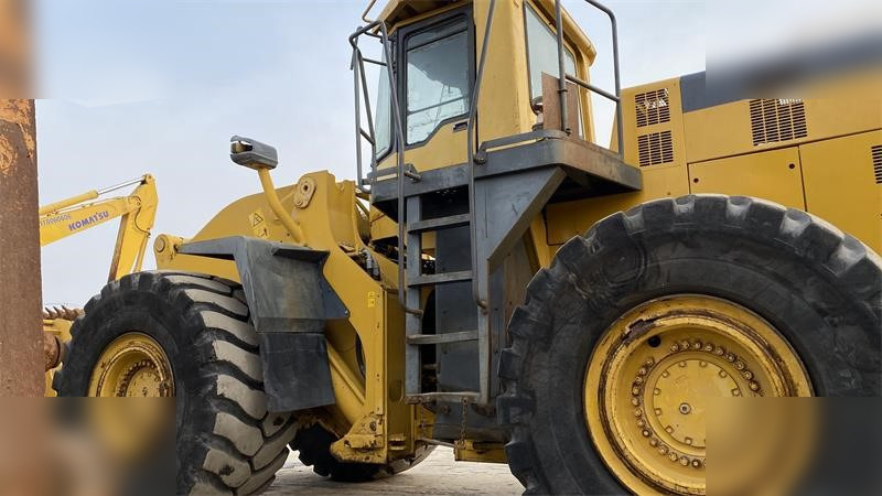 KOMATSU WA600-3 - Колёсный погрузчик: фото 4 KOMATSU WA600-3 - Колёсный погрузчик: фото 4