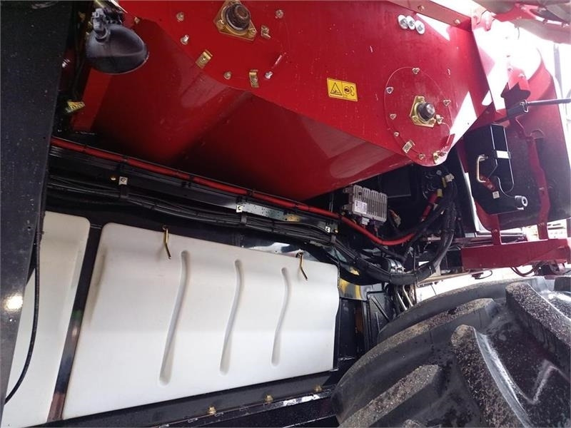 Зерноуборочный комбайн Case IH Axial Flow 9240: фото 14