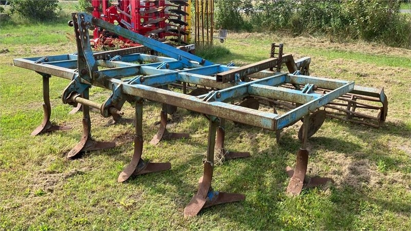 Lemken Smaragd 9/380 Med springbolte  - Культиватор: фото 1 Lemken Smaragd 9/380 Med springbolte  - Культиватор: фото 1