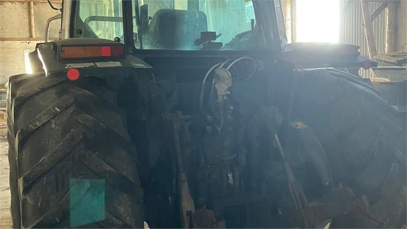 Massey Ferguson 3095 Dynashift - Трактор: фото 3 Massey Ferguson 3095 Dynashift - Трактор: фото 3