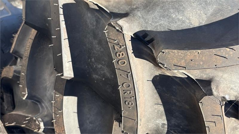 Mitas 420/70-24 - Шина для Коммунальной и специальной техники: фото 1 Mitas 420/70-24 - Шина для Коммунальной и специальной техники: фото 1