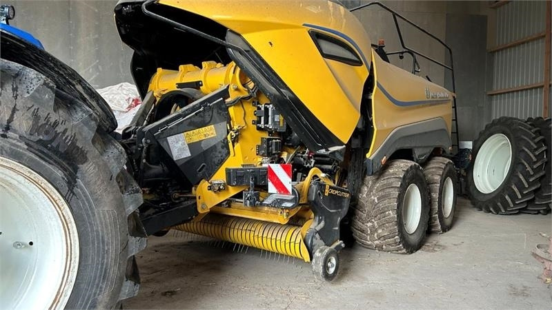 New Holland BB 1290 RC HD - Пресс-подборщик тюковый: фото 3 New Holland BB 1290 RC HD - Пресс-подборщик тюковый: фото 3