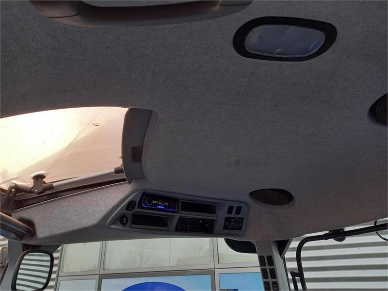 Трактор New Holland T7.220: фото 10 Трактор New Holland T7.220: фото 10