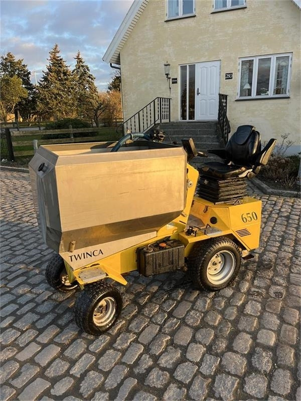 Twinca 650 Fodervogn - Инвентарь для животноводства: фото 1 Twinca 650 Fodervogn - Инвентарь для животноводства: фото 1