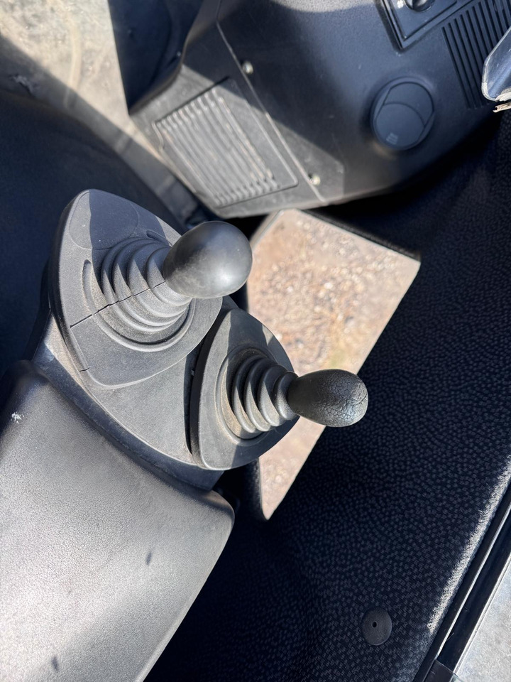 Газовый погрузчик Linde H16: фото 11