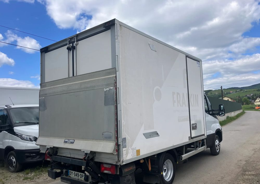 Iveco Daily 35C15 chłodnia 6 palet winda - Фургон-рефрижератор: фото 3 Iveco Daily 35C15 chłodnia 6 palet winda - Фургон-рефрижератор: фото 3