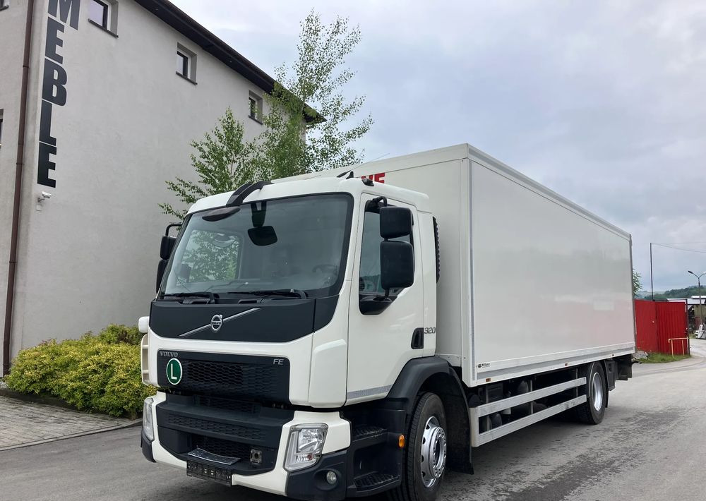 Volvo VOLVO FE 320 izoterma kontener - Рефрижератор: фото 1 Volvo VOLVO FE 320 izoterma kontener - Рефрижератор: фото 1