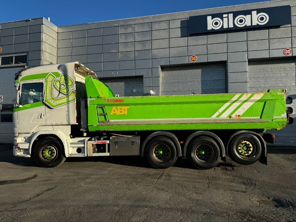 Scania R520LB8x4*4 - Самосвал: фото 1 Scania R520LB8x4*4 - Самосвал: фото 1