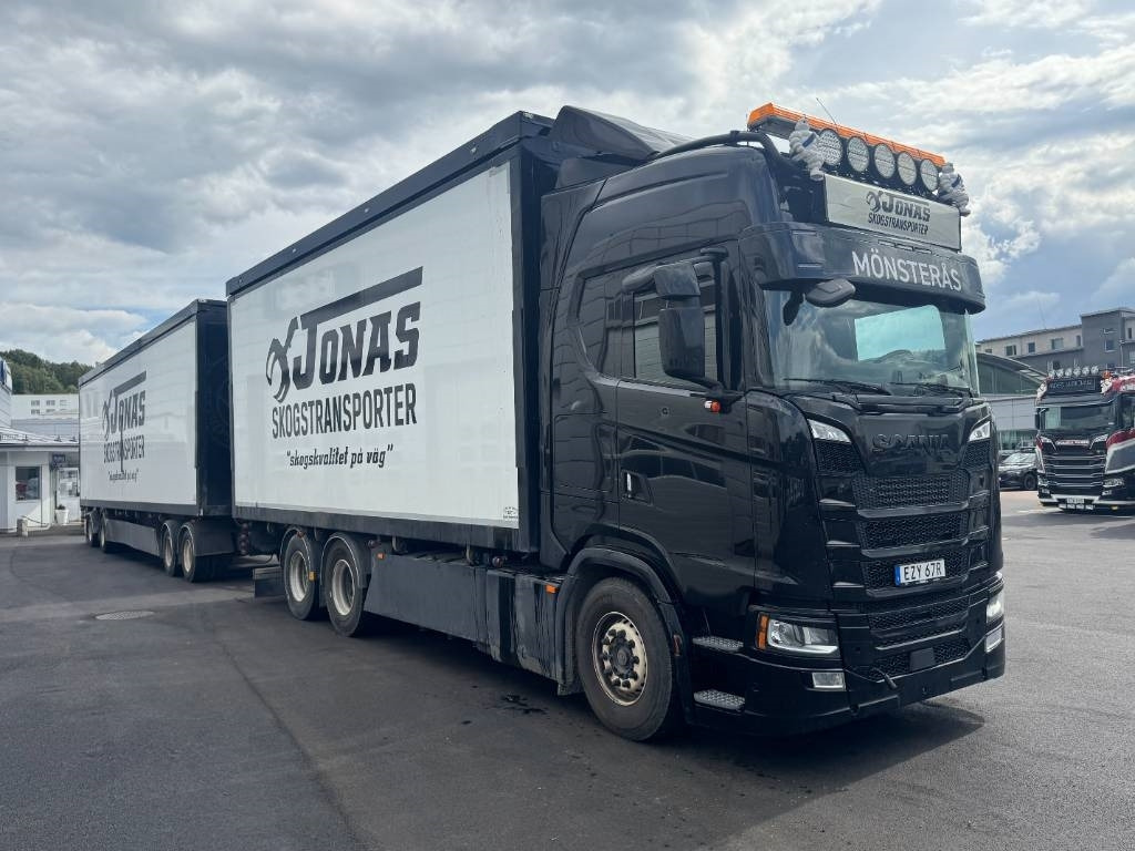 Scania S650 B6x2 Komplett flisekipage - Самосвал: фото 2 Scania S650 B6x2 Komplett flisekipage - Самосвал: фото 2