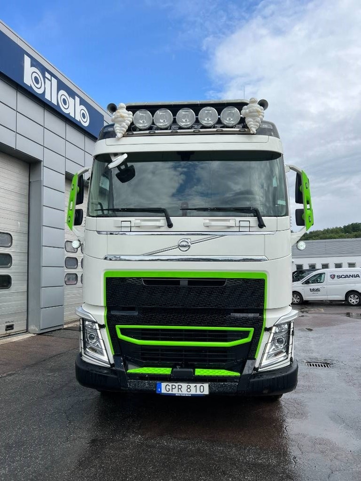 Volvo FH 8*4 - Самосвал: фото 1 Volvo FH 8*4 - Самосвал: фото 1