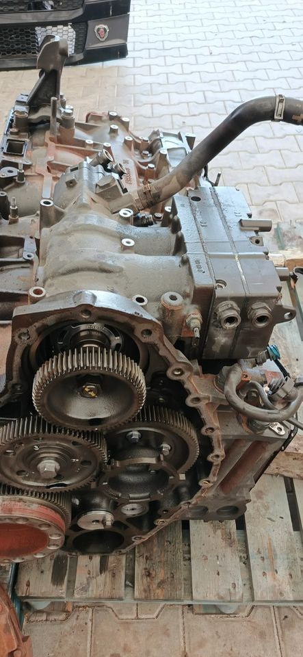 DAF XF 106 EURO 6 MX13 KOMPRESORA SPRĘŻARKA POWIETRZA 2042155 - Пневмокомпрессор для Грузовиков: фото 2 DAF XF 106 EURO 6 MX13 KOMPRESORA SPRĘŻARKA POWIETRZA 2042155 - Пневмокомпрессор для Грузовиков: фото 2