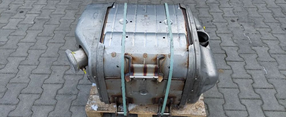 IVECO EUROCARGO EURO 6 KATALIZATOR TŁUMIK NOWY 5801833244 - Катализатор для Грузовиков: фото 2 IVECO EUROCARGO EURO 6 KATALIZATOR TŁUMIK NOWY 5801833244 - Катализатор для Грузовиков: фото 2