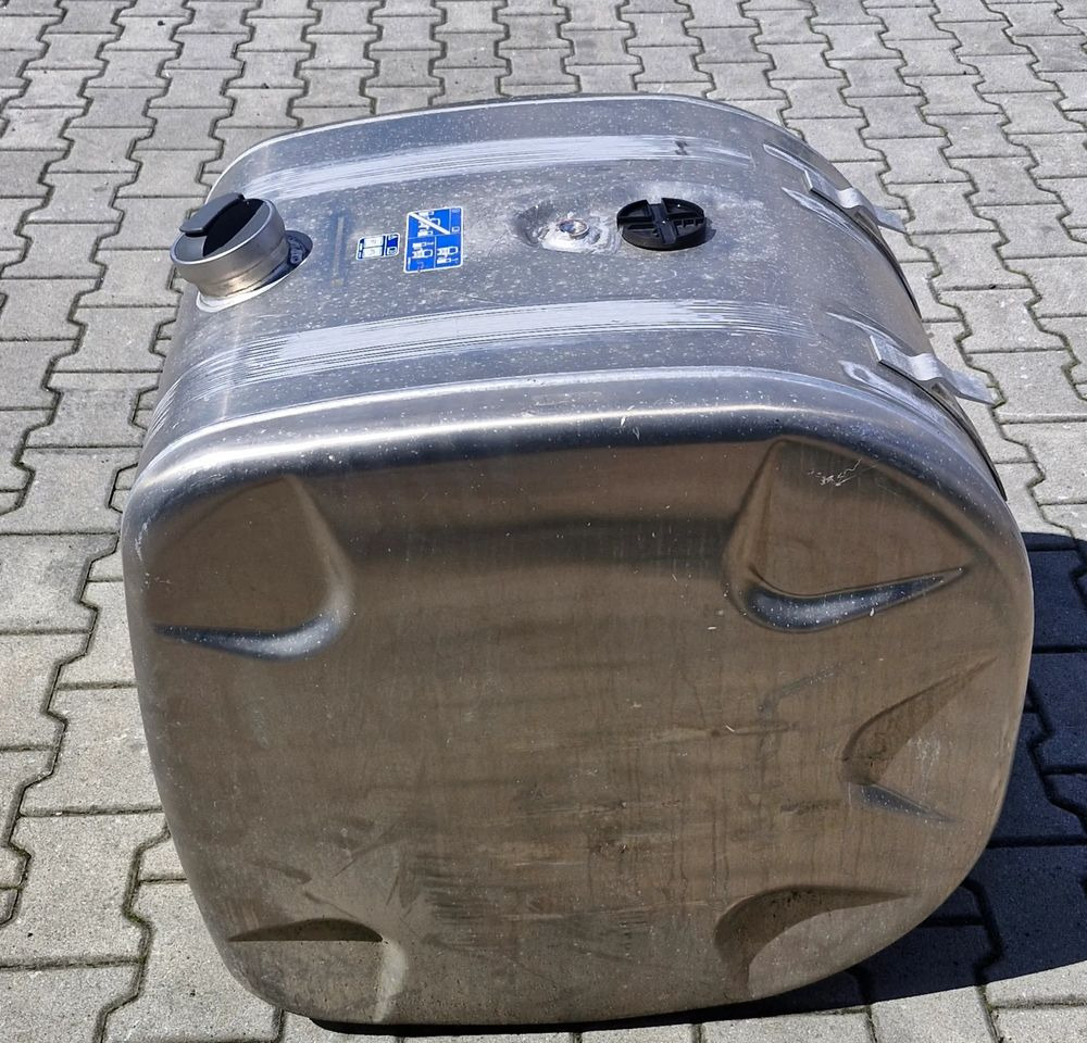 SCANIA R S ZBIORNIK PALIWA 200L NOWY - Подготовка топлива: фото 5 SCANIA R S ZBIORNIK PALIWA 200L NOWY - Подготовка топлива: фото 5