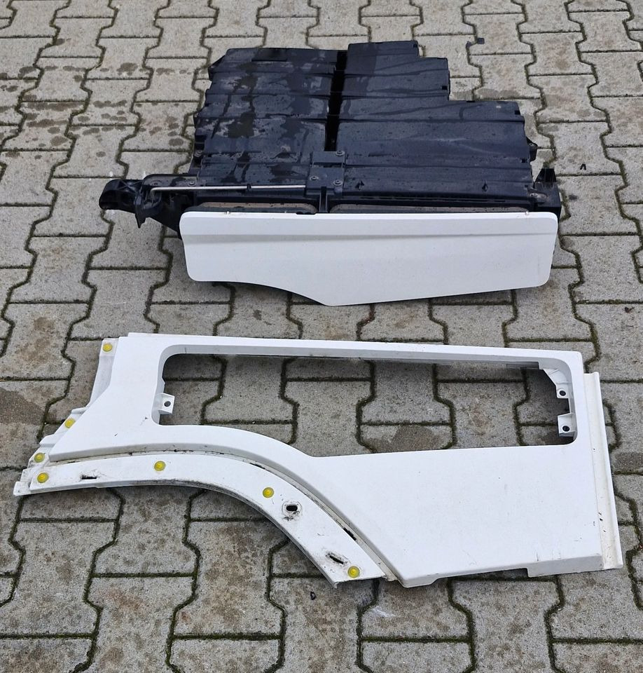 VOLVO FH4 FH5 SCHOWEK - Кузов и экстерьер: фото 1 VOLVO FH4 FH5 SCHOWEK - Кузов и экстерьер: фото 1