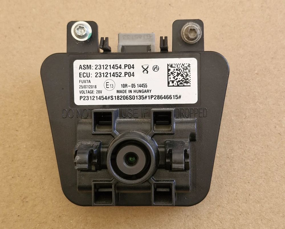 VOLVO FH4 KAMERA RADAR 23121454.P04 - Кабина и интерьер: фото 1 VOLVO FH4 KAMERA RADAR 23121454.P04 - Кабина и интерьер: фото 1