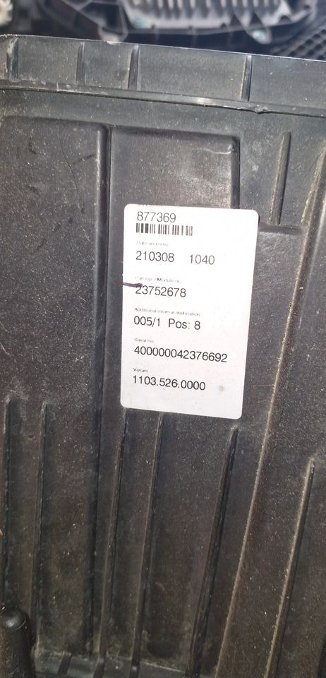 VOLVO FH5 LAMPA PRZEDNIA FULL LED 23752680 23752678 - Свет/ Освещение: фото 3 VOLVO FH5 LAMPA PRZEDNIA FULL LED 23752680 23752678 - Свет/ Освещение: фото 3