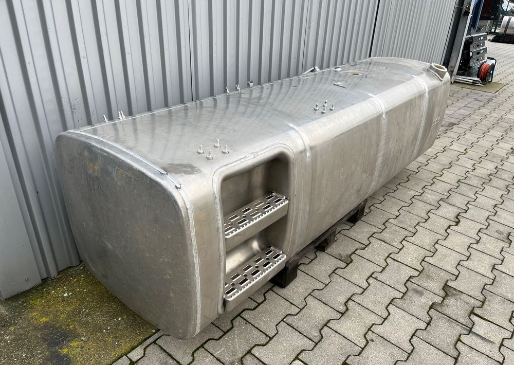 Zbiornik paliwa DAF XG XF CF 845 litrów bak - Подготовка топлива для Грузовиков: фото 3 Zbiornik paliwa DAF XG XF CF 845 litrów bak - Подготовка топлива для Грузовиков: фото 3