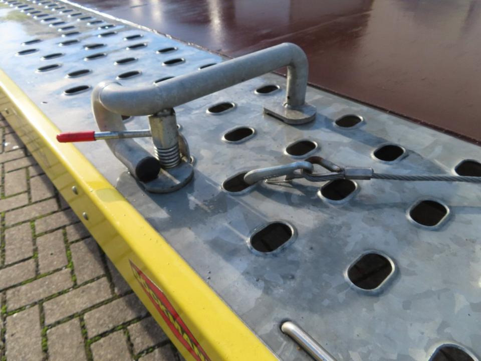 Böckmann PKW-Anhänger, Autotransporter, 3,0to. kippbar, 100 km/h - Прицеп-автовоз: фото 5 Böckmann PKW-Anhänger, Autotransporter, 3,0to. kippbar, 100 km/h - Прицеп-автовоз: фото 5