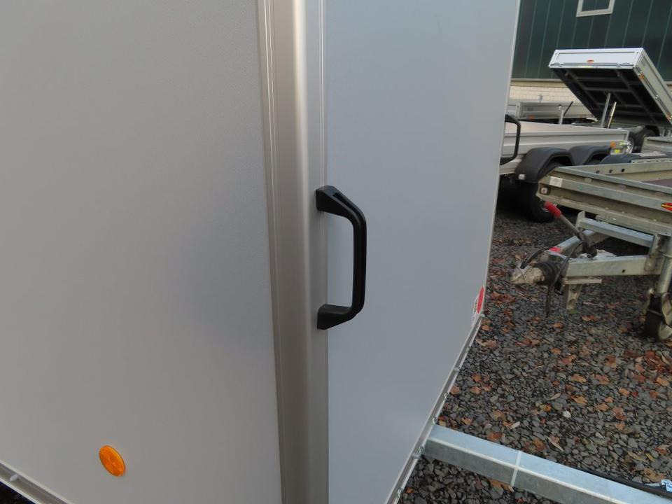 Böckmann PKW-Anhänger Kofferanhänger 750kg, - Прицеп для легкового автомобиля: фото 4 Böckmann PKW-Anhänger Kofferanhänger 750kg, - Прицеп для легкового автомобиля: фото 4