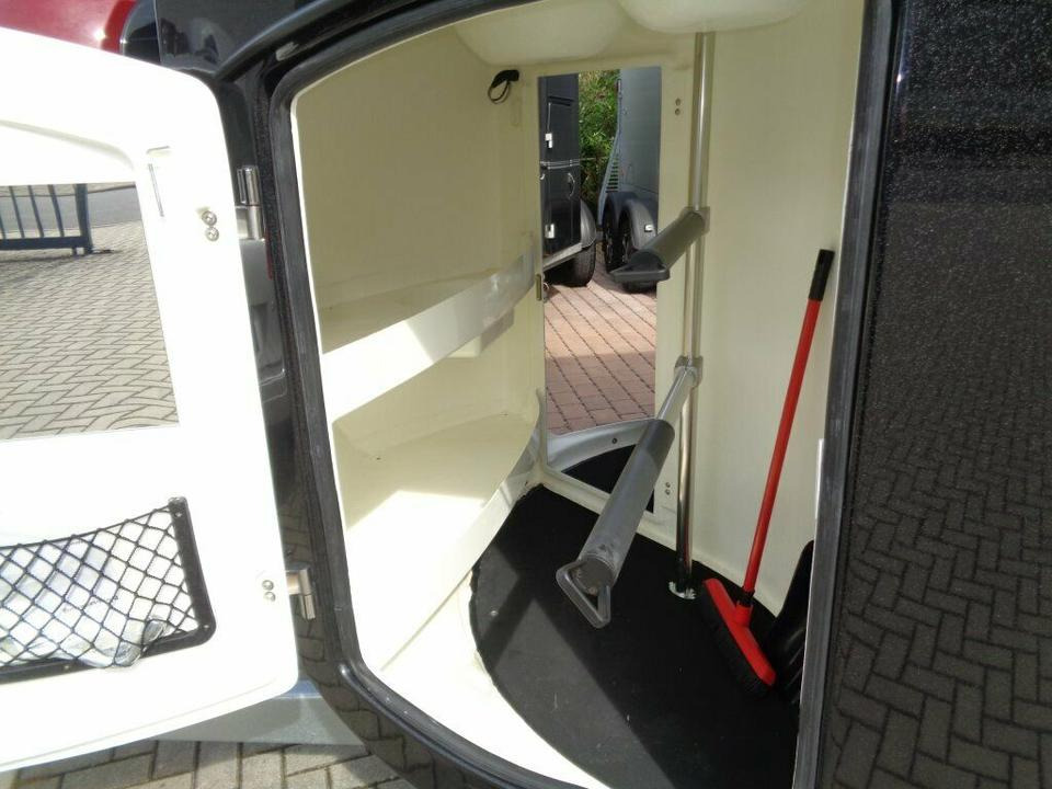 Böckmann, Pferdeanhänger, Grand Master, WCF,Aluboden, 100 km/h - Прицеп-коневоз: фото 3 Böckmann, Pferdeanhänger, Grand Master, WCF,Aluboden, 100 km/h - Прицеп-коневоз: фото 3