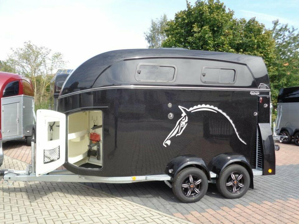 Böckmann, Pferdeanhänger, Grand Master, WCF,Aluboden, 100 km/h - Прицеп-коневоз: фото 2 Böckmann, Pferdeanhänger, Grand Master, WCF,Aluboden, 100 km/h - Прицеп-коневоз: фото 2