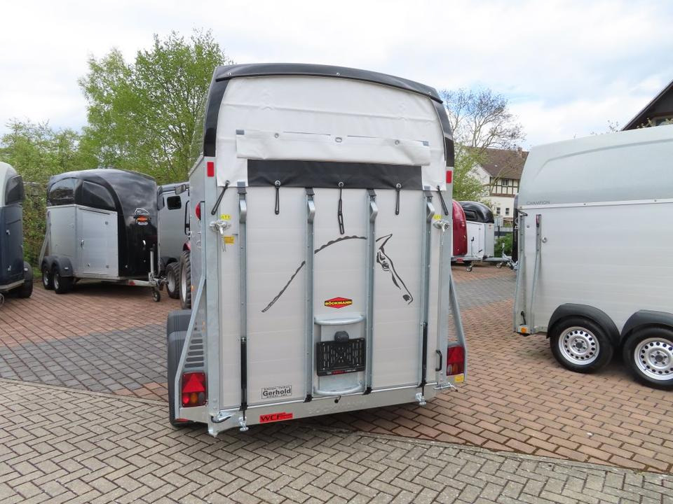 Прицеп-коневоз Böckmann Pferdeanhänger der neue Big Champion E, WCF, Sattelkam.: фото 17 Прицеп-коневоз Böckmann Pferdeanhänger der neue Big Champion E, WCF, Sattelkam.: фото 17